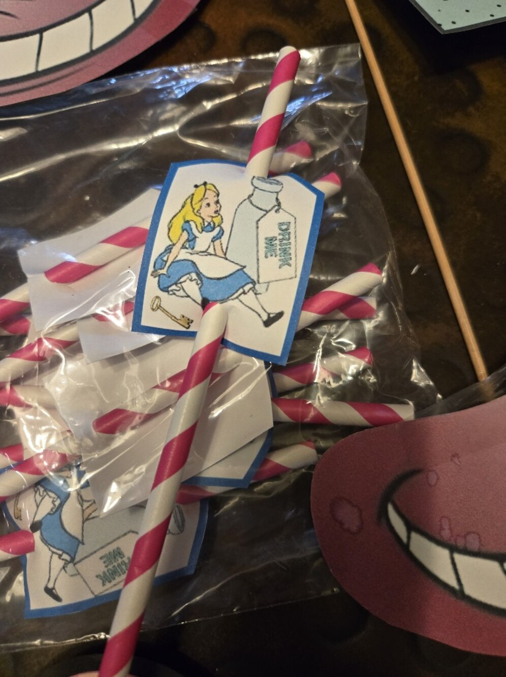 Birthday Party Supplies- Alice In Wonderland - Picture 8 of 16